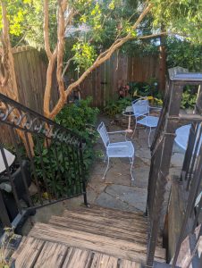 630 E St NE Patio